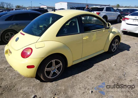 2000 Volkswagen New Beetle Gls z USA, uszkodzony, nr VIN 3VWCA21C6YM421872